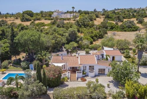 Algarver Vila Maria